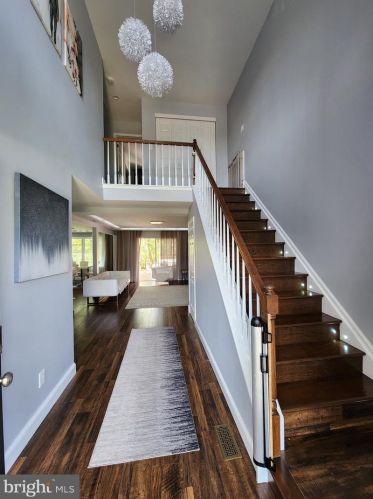 1186 Oxford Cir, Lansdale PA  19446-5241 exterior