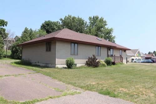 13006 10th St, Osseo, WI 54758-7689