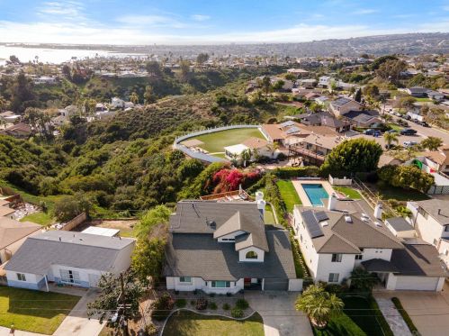 3136 Geronimo Ave, San Diego CA 92117-6244 exterior