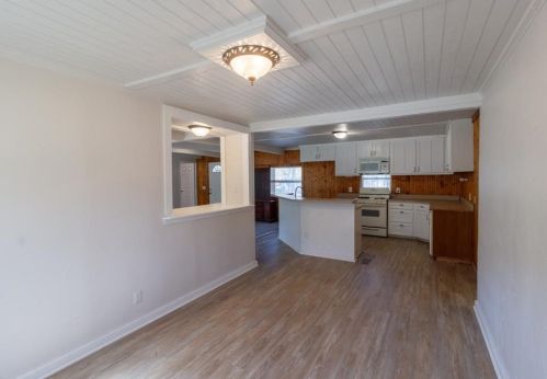 2008 Whispering Oaks St, Burleson, TX 76028-6629