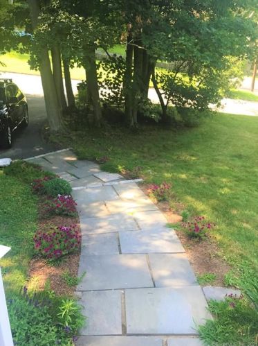 2 Ramapoo Hill Rd, Ridgefield, CT 06877-3721