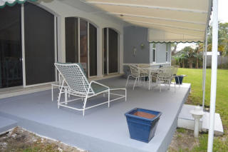 900 Ocean Blvd, Delray Beach FL  33483-6640 exterior