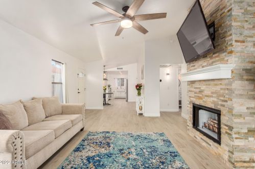8928 Dahlia Dr, Scottsdale, AZ 85260-4500