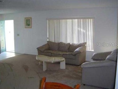 7681 Darci Ridge Ct, Kissimmee FL  34747-1209 exterior