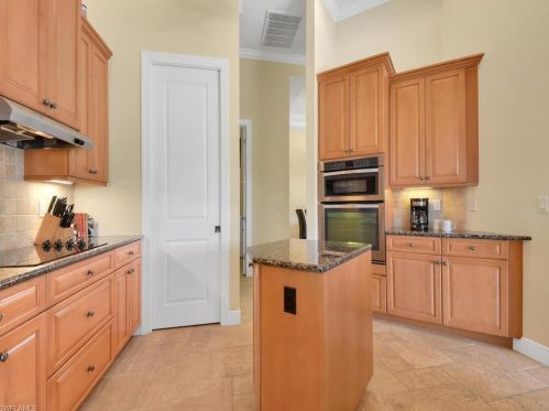 4126 12th Pl, Cape Coral FL  33914-5746 exterior