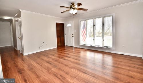 16000 Tiffany Ln, Haymarket VA  20169-1620 exterior