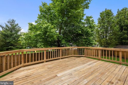 514 Jennifer Ct, Leesburg VA 20176-4910 exterior