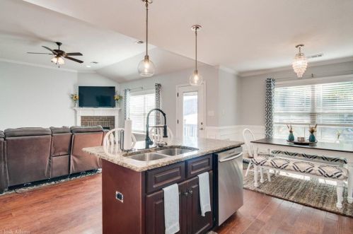 1048 Bubbling Springs Dr, Graniteville SC  29829-0018 exterior