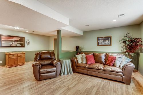7187 Robin Ln, Lino Lakes MN  exterior