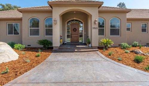 3521 Val Verde Rd, Loomis, CA 95650-9606