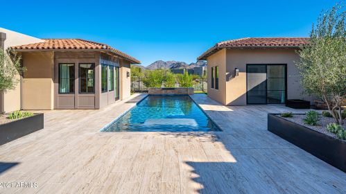 8900 Sands Dr, Scottsdale, AZ 85255