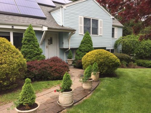 10 Thomas Pl, Valhalla, NY 10595-1630