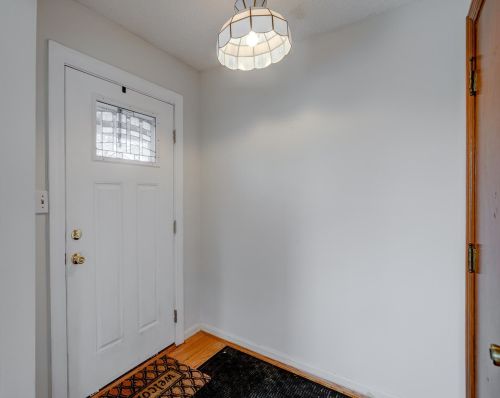 9 Short Hill Ln, Covington, KY 41018-1837