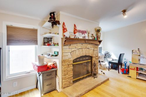 9011 Valgrind Ln, Tucson AZ  85743-7912 exterior