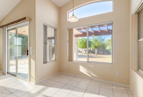 4138 Cactus Wren Dr, Phoenix AZ 85051-8186 exterior