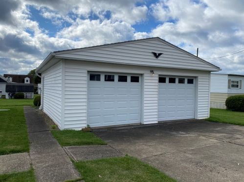 712 Orr Ave, Ford Cliff, PA 16228-1016