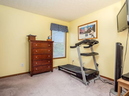 576 Scioto Meadows Blvd, Darbydale OH  43123-8660 exterior