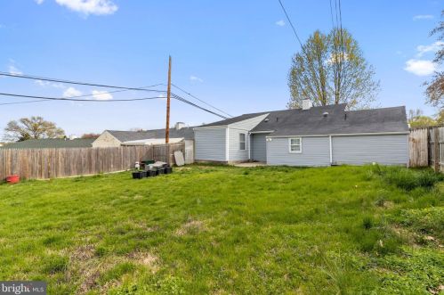 247 Doone Rd, Fairless Hills PA  19030-2226 exterior