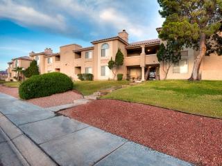 3396 Sunriver Rd, Bullhead City AZ  86429-8961 exterior