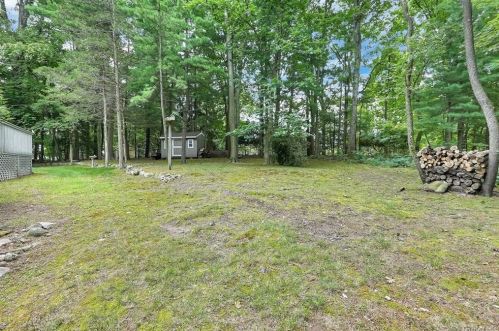 9 Farview Ter, Airmont NY  10901-7531 exterior