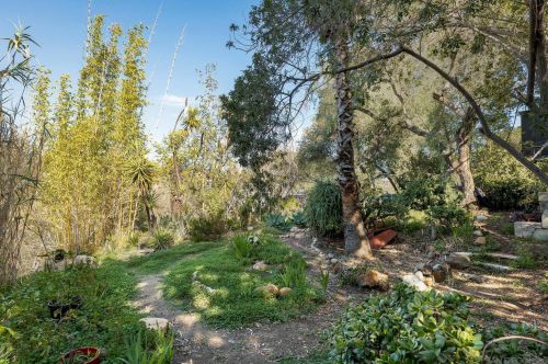 6008 Arosa St, San Diego CA 92115-3812 exterior