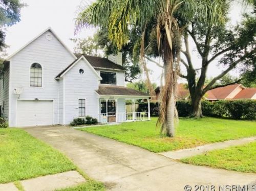 3360 George Sauls St, Deltona, FL 32738-9444