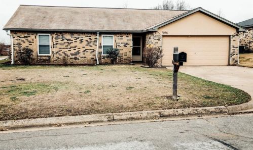 7056 Green Ridge Trl, Fort Worth, TX 76182-3308
