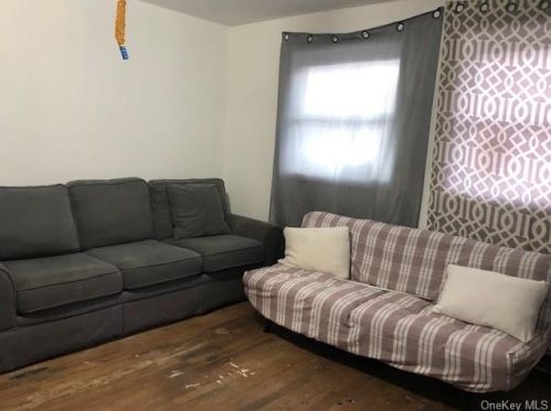 16 Dailey Rd, Cochecton, NY 12726-5508