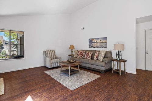 1749 Cape Cod Cir, Lodi CA  95242-4204 exterior