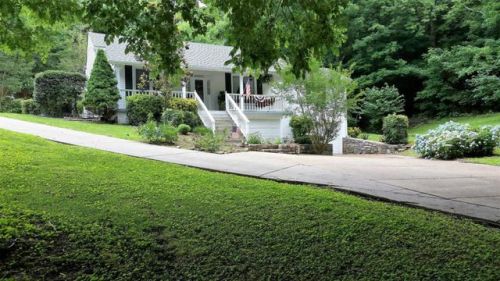 2888 Brown Hollow Rd, Columbia, TN 38401-7180
