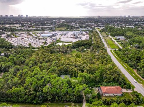 25188 Catskill Dr, Bonita Springs, FL 34135-8841