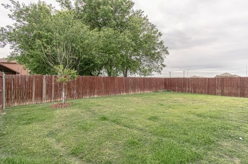 8625 Charleston Ave, Fort Worth TX  76123-1715 exterior