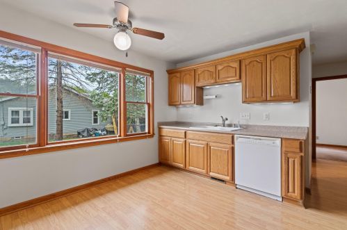 4211 97, Milwaukee WI 53228-2111 exterior