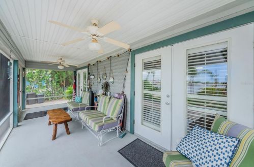 4832 Sunset Blvd, Port Richey FL  34668-6443 exterior