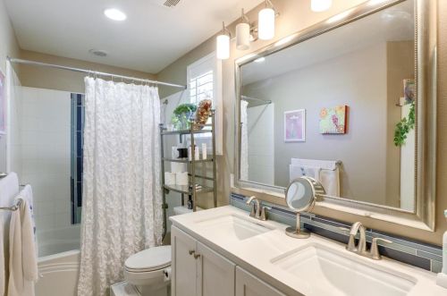 6295 Church St, Gilroy CA  95020-6412 exterior