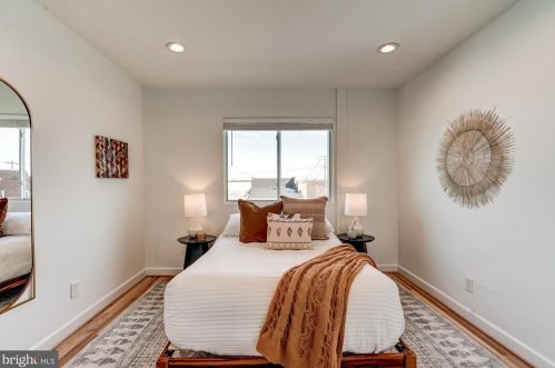 401 Delafield Pl, Washington DC  20011-6112 exterior