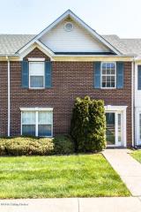 7906 Moss Green Way, Louisville, KY 40291-6700