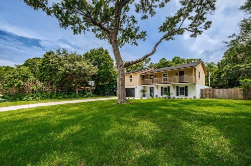 17020 Shady Pines Dr, Lutz, FL 33548-6185