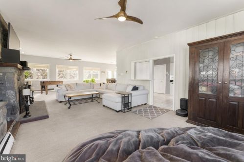 388 Bishop Hollow Rd, Newtown Square PA  19073-3901 exterior