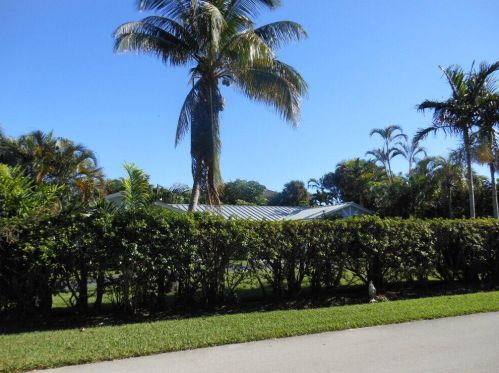 515 Seagate Dr, Delray Beach FL  33483-6645 exterior