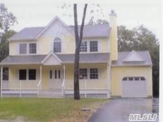 17 Booth St, South Setauket, NY 11720-1901