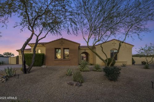 32823 16th Gln, Phoenix, AZ 85085-8093