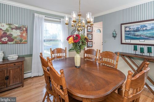 16 Vanderveer Dr, Lawrence Township NJ  08648-3151 exterior