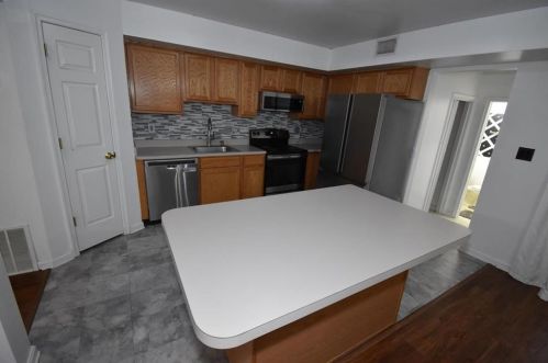 232 Nesquehoning St, Easton PA  18042-6751 exterior