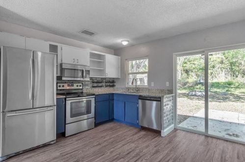7753 Atherton Ave, New Port Richey, FL 34655-2722