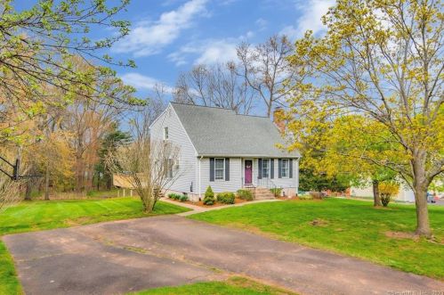 116 Bramblebush Rd, Manchester, CT 06040-6335