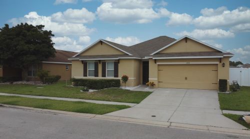 5779 Lakeside Landings Blvd, Winter Haven, FL 33881-7230