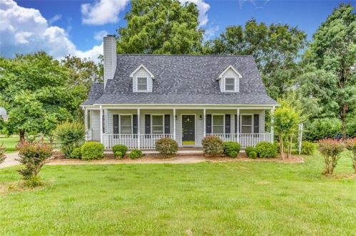 1100 Old Ml Rd, Easley SC  29642-9506 exterior