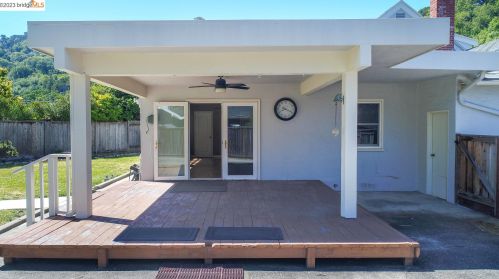 2322 Olinda Ct, Pinole CA  exterior