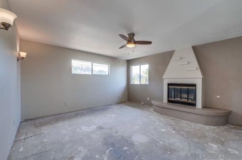 1690 Gustavo St, El Cajon CA 92019-3408 exterior